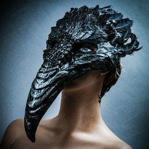 Black Bird Curved Nose Feather Plague Doctor Mask